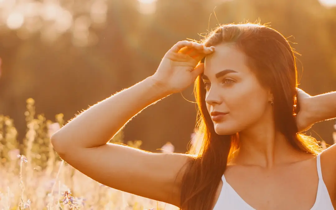 Sommer auf der Haut – Tipps für den Herbst: Sommerbräune länger bewahren mit sanfter Herbstpflege