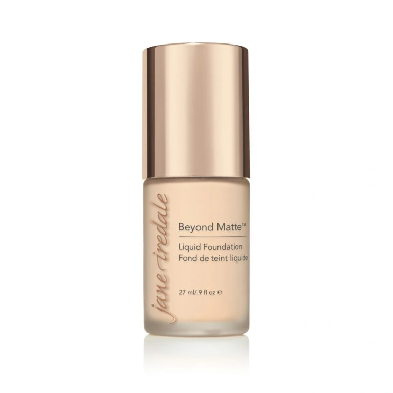 Beyond Matte Liquid Foundation von Jane Iredale Farbton M1 - Claresco Cosmetic